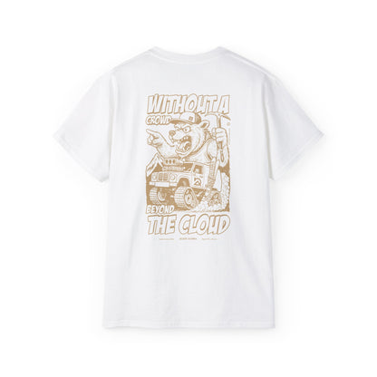 Without a crowd beyond the cloud | Unisex T-Shirt
